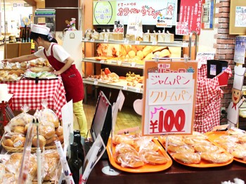 入善のパン屋さん　ピエール店内